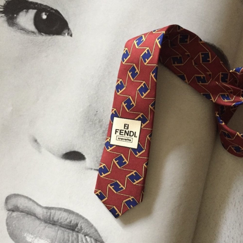 FENDI silk made in ITALY